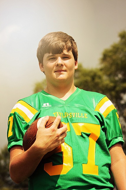 尼古拉斯·佩佩：C罗远不及梅西，圈内所有人都说梅西更好