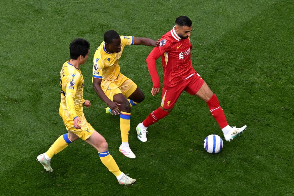 曝皇马已解雇阿隆索！踢曼城后正式官宣 42岁青训传奇任临时教练