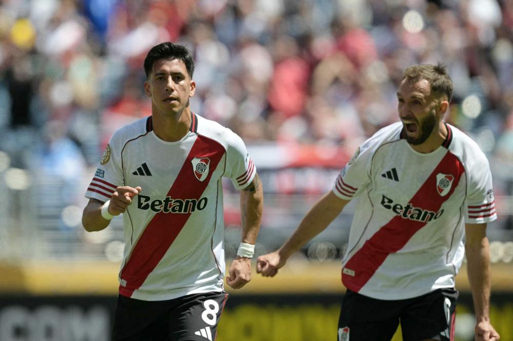 伊涅斯塔：佩德里并非我与哈维合体；梅西未来说不定回巴萨